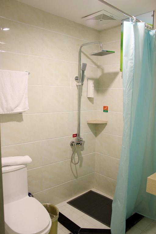 Hi Inn Shenyang Fengtian Street Номер фото